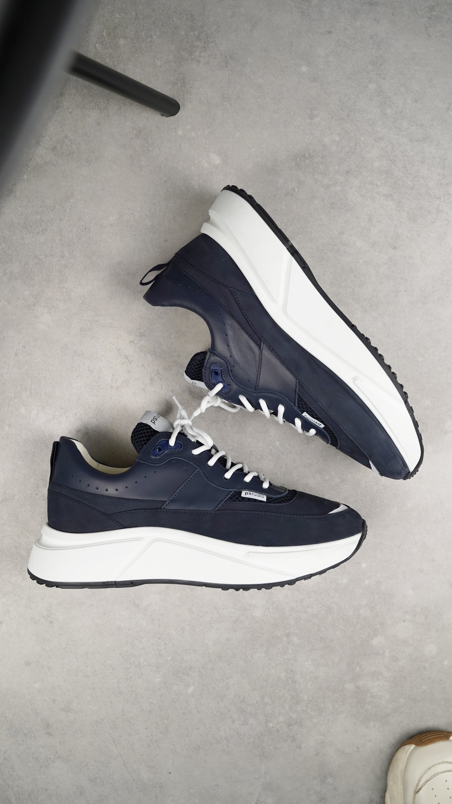 LOW TOP RUNNER LAYER