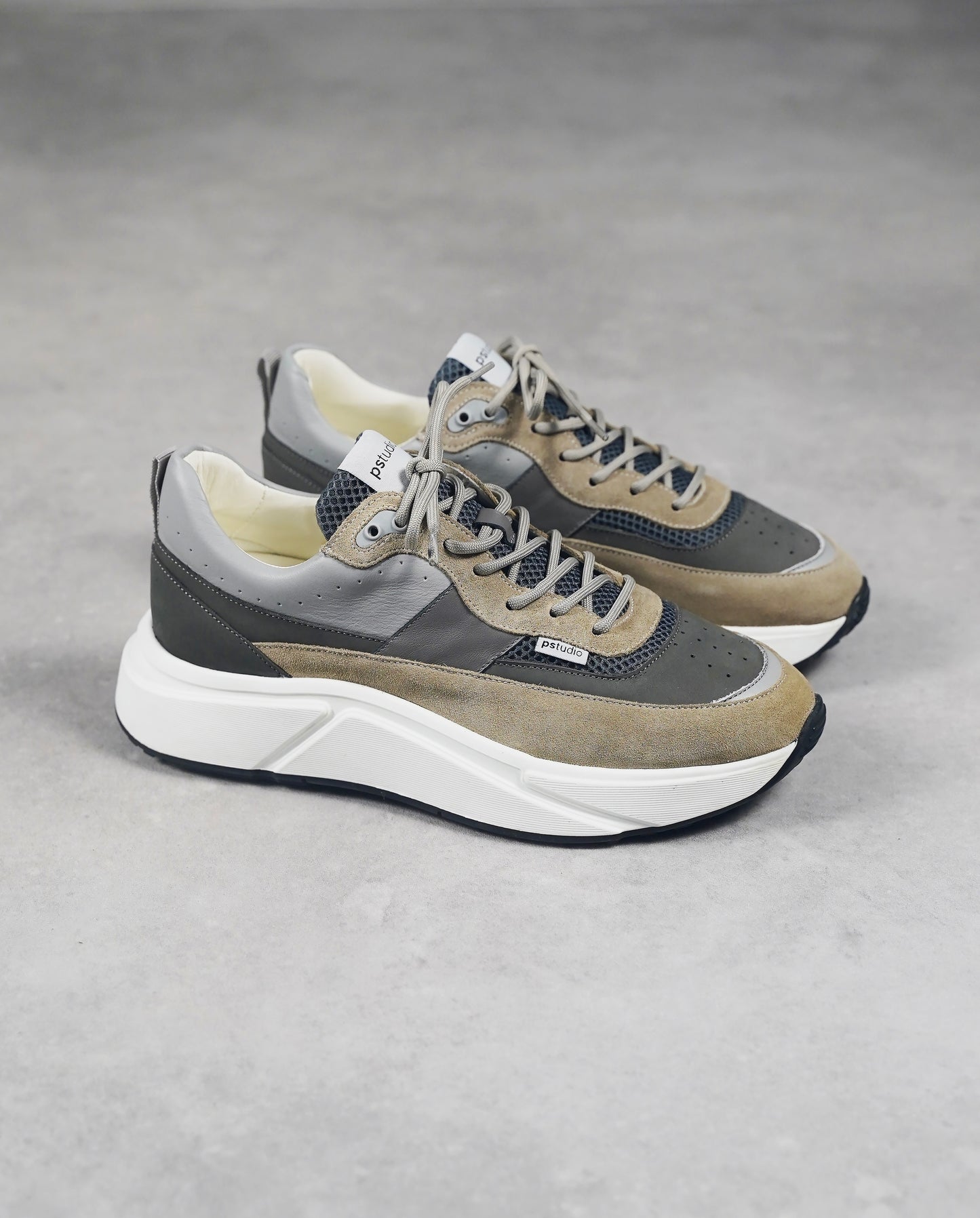LOW TOP RUNNER DUNE